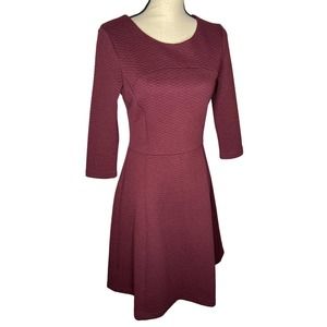 Boden Dress Size 6 in Purple Textured Material Back Gold Zipper Fully Lined